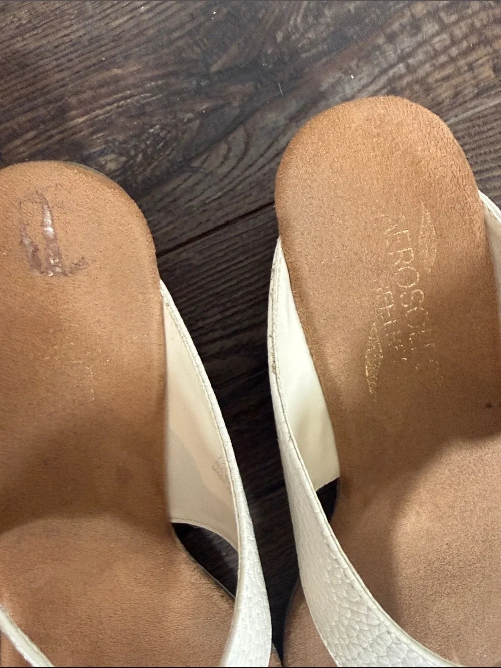 Aerosoles Flow Down Women's Wedge Thong Sandals with Buckle Ivory Gold 7.5
